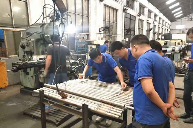 开云·官方网站登录入口-开云(中国)每周对各个工序进行质量监督检验的现场。